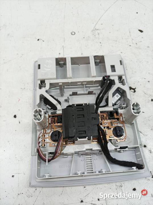LAMPKA PODSUFITKI 13170644 Opel Corsa V 2014 E