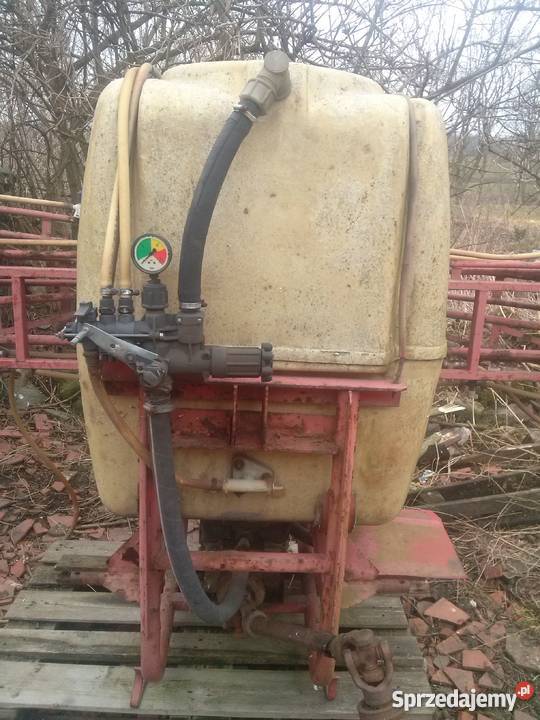 Opryskiwacz zawieszany 12m Nasławice