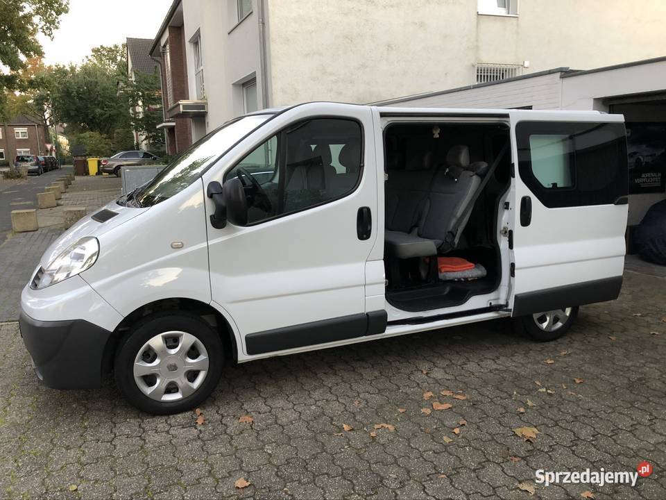 Zadbany Renault trafic Rok produkcji 2010 Renault