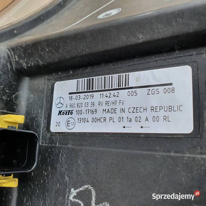MERCEDES ACTROS MP4 LAMPA REFLEKTOR A9608200379 Prawe lubuskie Bieleń