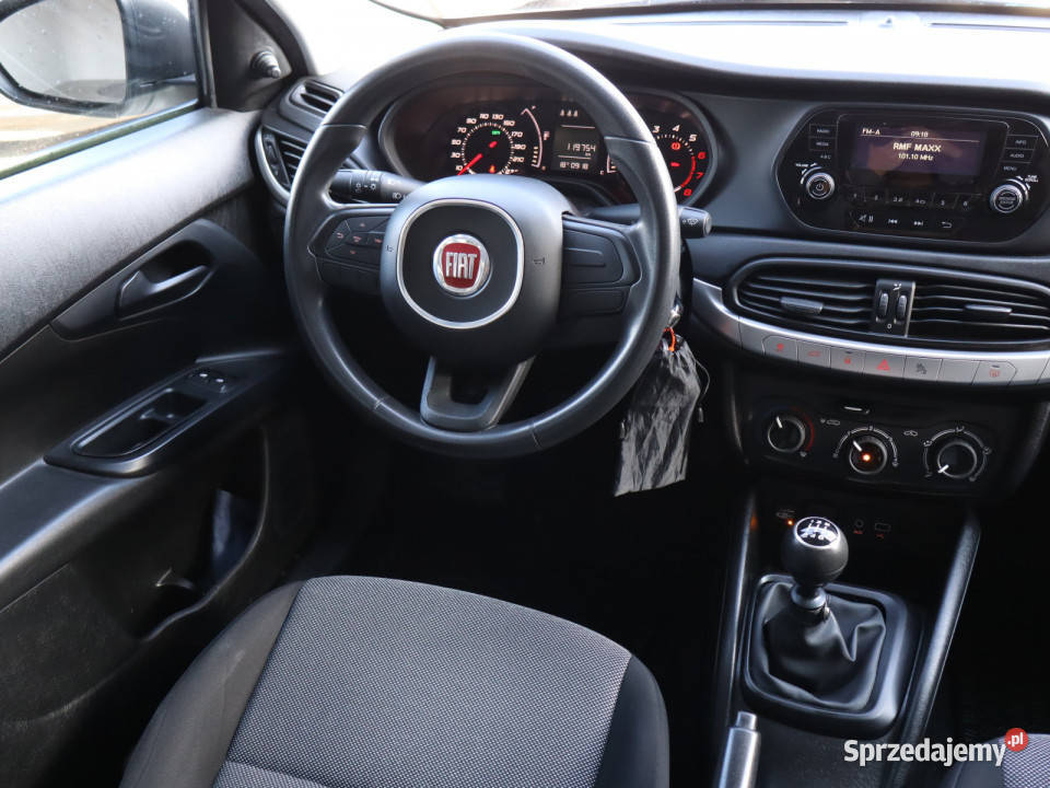 Fiat Tipo 14 16V centralny zamek Motoryzacja Bielany Wrocławskie sprzedam