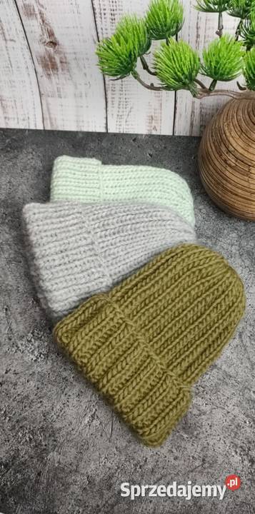 Czapki z wełny 100 handmade Uniseks Józefów