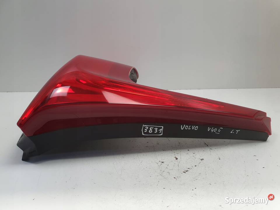 Volvo V40 II 1216r TYLNIA TYLNA LAMPA LEWA lewy lubelskie Chełm