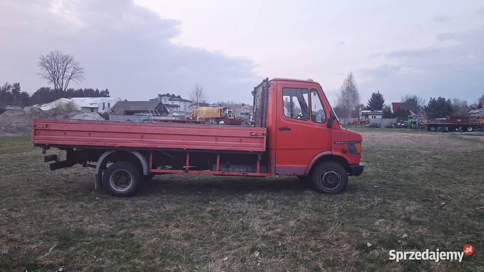 Mercedes 410 Mercedes-Benz Radom
