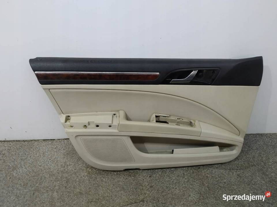 TAPICERKA BOCZEK LEWY PRZÓD 3T Skoda Superb II osobowe