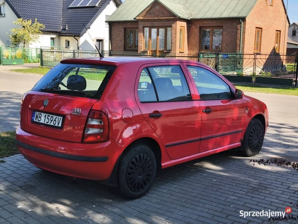 Skoda Fabia 14 benzyna 137 przebiegu 4/5 sprzedam