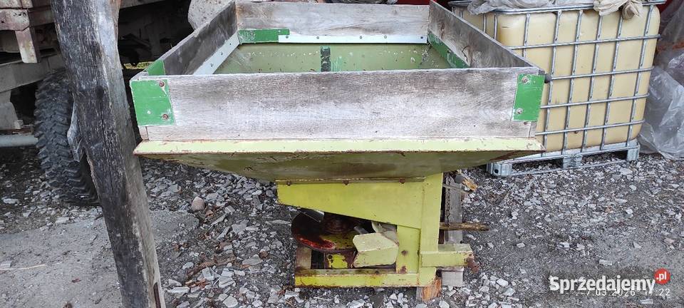 Rozsiewacz do nawozu Ćwików sprzedam