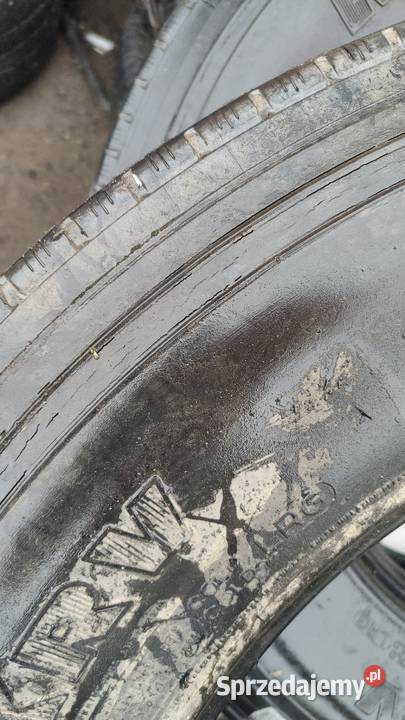 Sprzedam opony Nowe Michelin 22580 R225 Dzwola