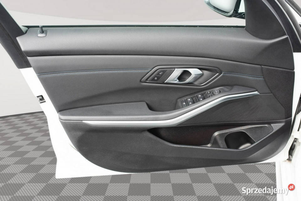BMW 318 GD9P068318i M Sport Podgrzf Kcof LED Pół Pępowo sprzedam