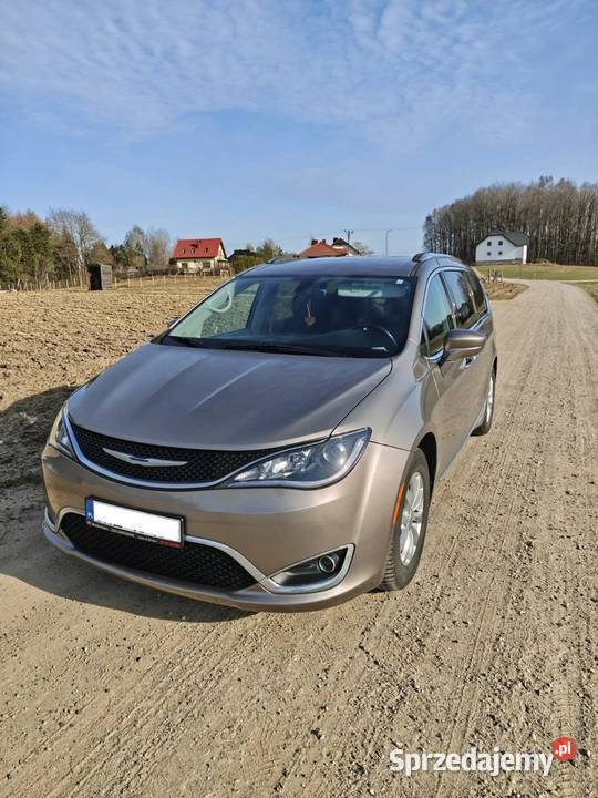 Chrysler Pacifica Wejherowo