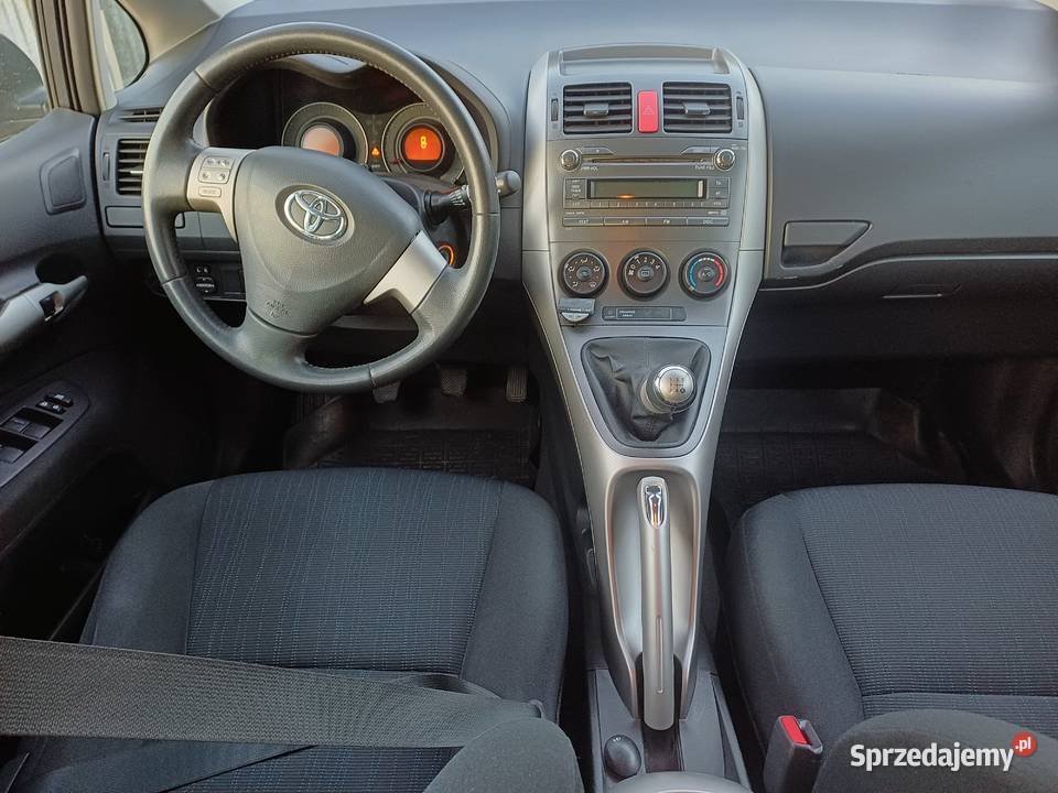 Toyota Auris 16 benzynaLPG lubelskie Żółkiewka-Osada