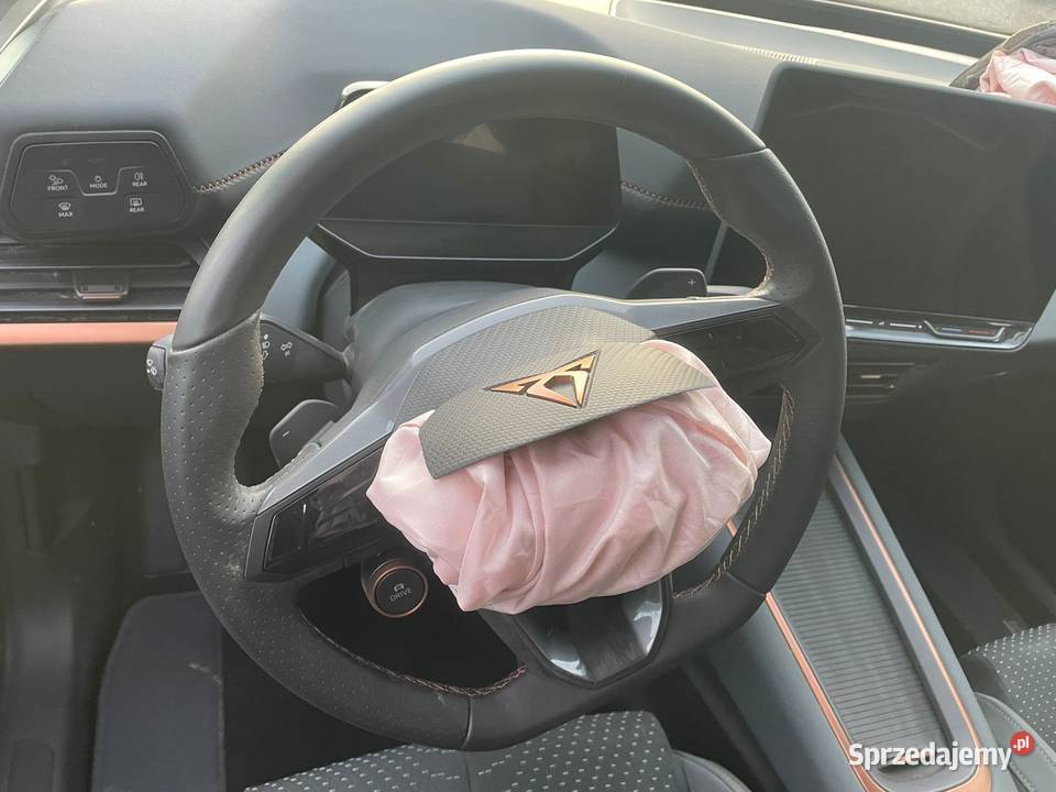 CUPRA Born 58 eboost VZ GZ924 szary Wrocław