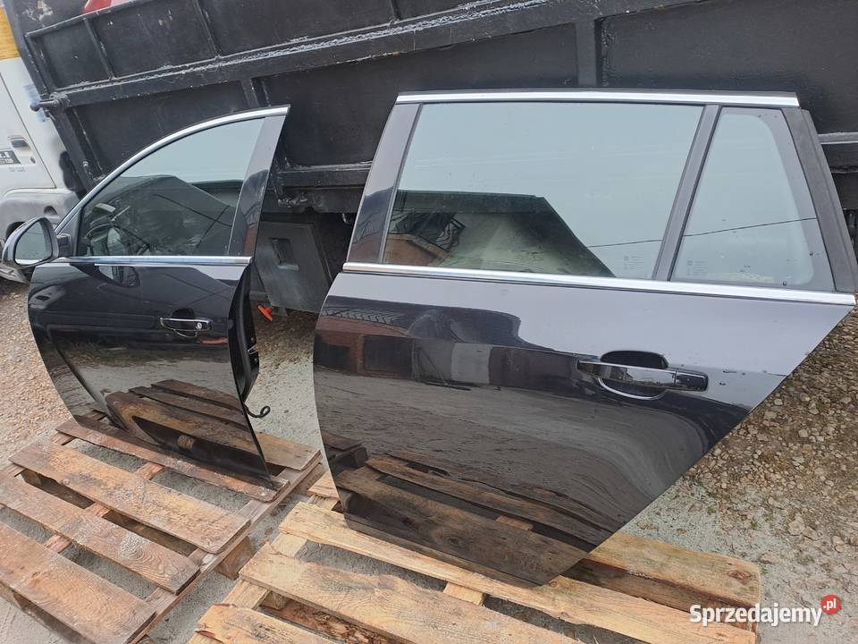 Opel Insignia A Kombi błotnik drzwi klapa śląskie Jastrzębie-Zdrój