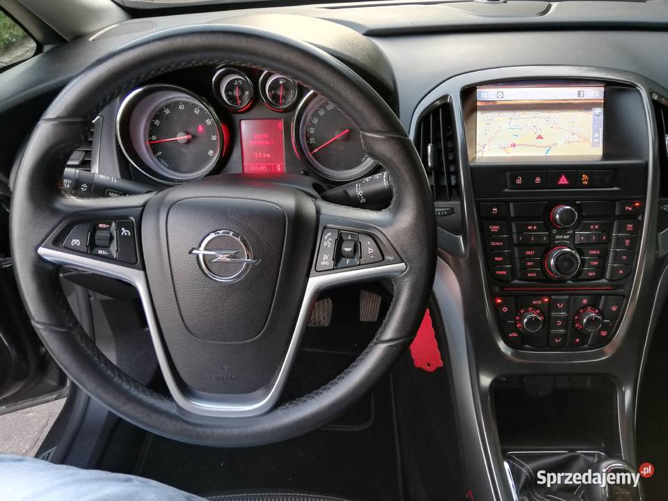 Opel Astra J 2011 14Benzyna Hak Zadbany elektryczne szyby