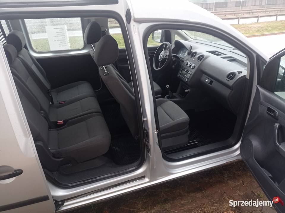 Sprzedam VW Caddy 2015 16D ciężarowy 5osobowy