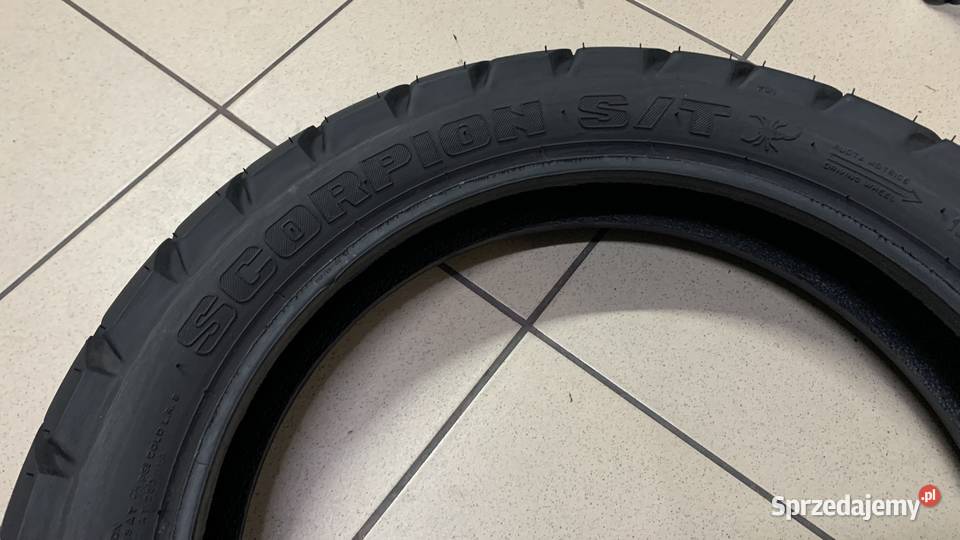 Opona Pirelli Scorpion 1308017 2017r Brzeszcze sprzedam
