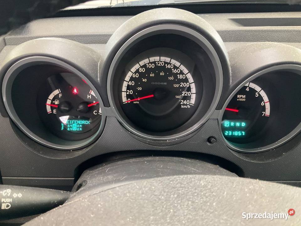 dodge nitro 40 4x4 podgrzewane fotele dolnośląskie Oleśnica sprzedam