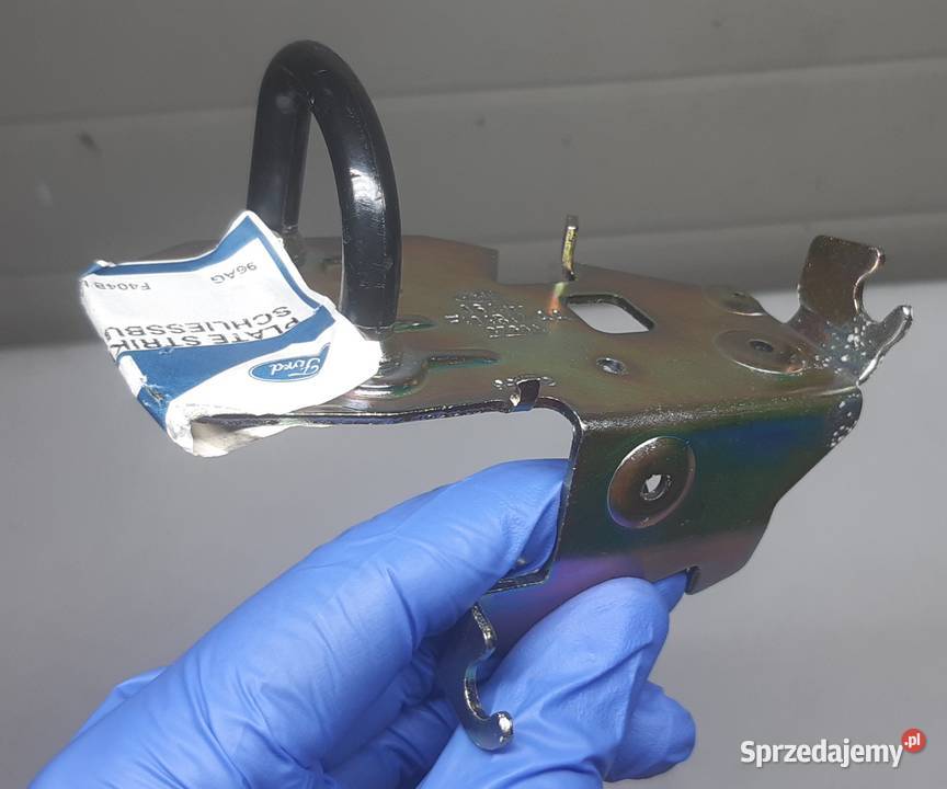 ZATRZASK ZAMKA BAGAŻNIKA FORD ESCORT ORION 9001 Mielęcin