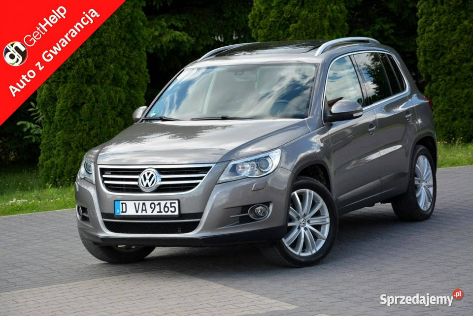 Volkswagen Tiguan bixenon Panorama Navi Kamera Rok produkcji 2010 Ostrów Mazowiecka
