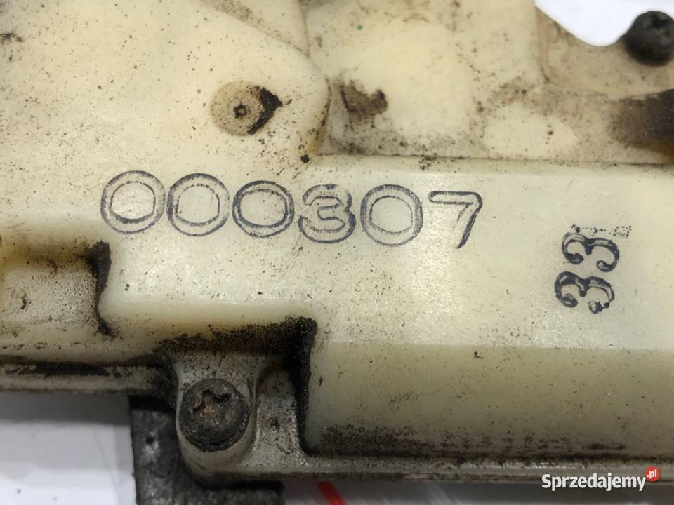 ZAMEK DRZWI LEWY PRZÓD TOYOTA YARIS VERSO