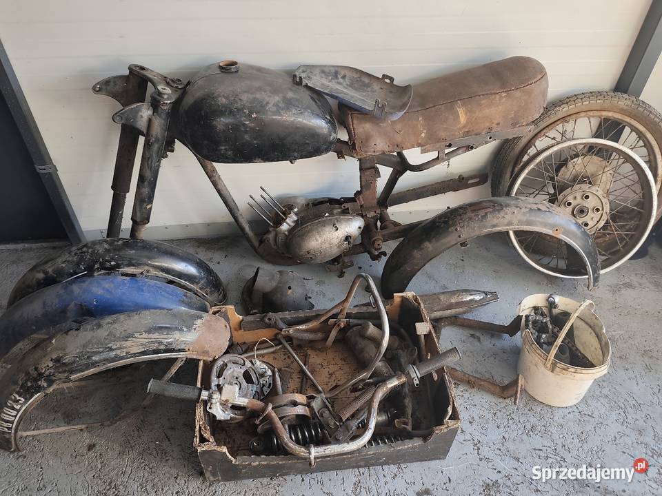 Wsk 125 w częściach Kostrzyn