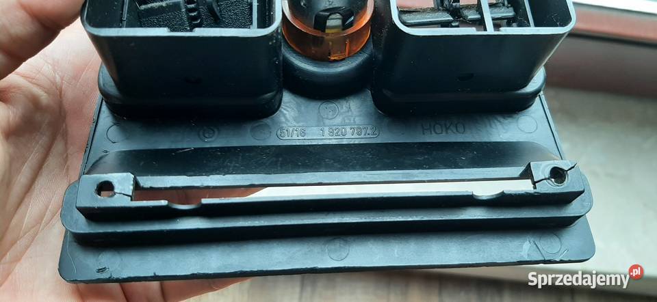 wylot powietrza tylny z zapalniczka bmw e23 Mińsk Mazowiecki