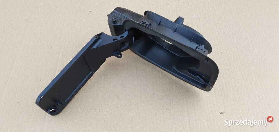 AUDI A4 B9 KLAPAKA WLEWU PALIWA 8W0809906 Trzciel