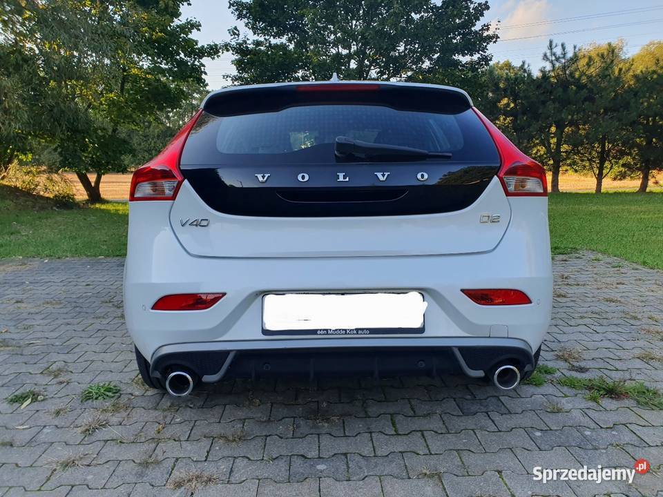 Volvo V40 RDesign 20 HDi 120 Biała Perła