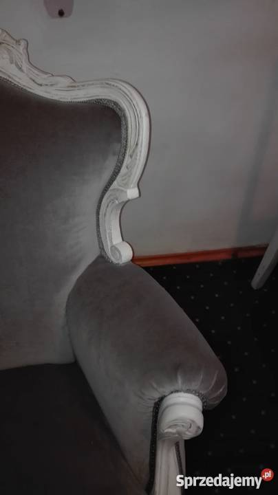 Fotel stylizowany odnowiony pokryty aksamitem śląskie Szczyrk