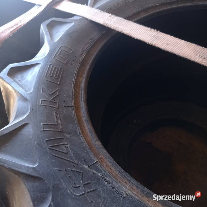 Opony 24 x 124 na przodek i do Traktorka Radomsko