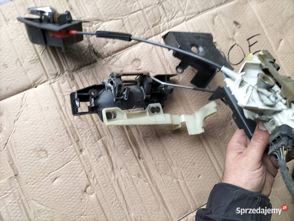 FORD MONDEO MK1 MK2 ZAMEK RĄCZKA DRZWI PRAWY Kamień-Kolonia