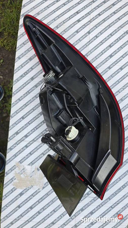 Lampa tył Astra J 25870153 Sedan Ruda Śląska