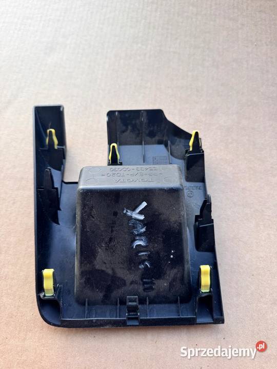 Osłona półka schowek deski Toyota Yaris III 1120 Brzesko