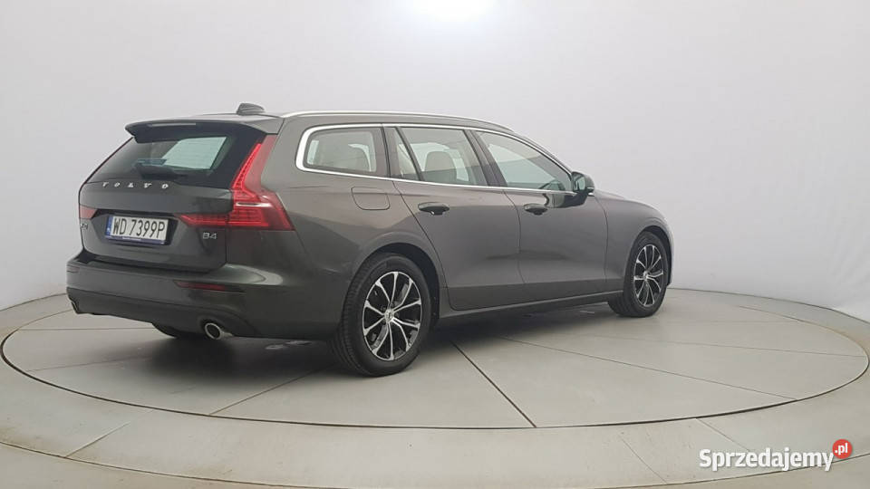 Volvo V60 B4 D Momentum Pro Z Polskiego Salonu mazowieckie Warszawa sprzedam