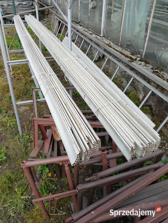 Obrzeże plastikowe z pancerza z rolety Tomaszów Mazowiecki