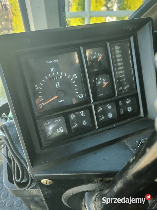 Kombajny zbożowy CLAAS MEGA 208 dominator Pogorzela