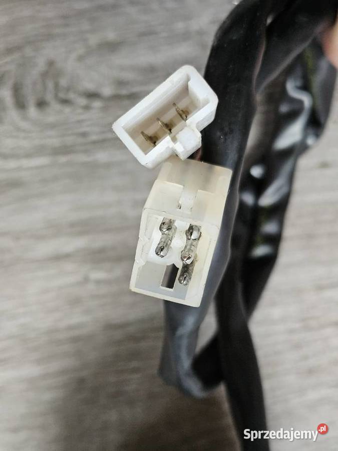 Przełącznik przycisk odpalania awaryjne prawy Turek