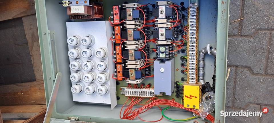 Skrzynka elektryczna SZ5451 Szafa sterownicza Myślenice