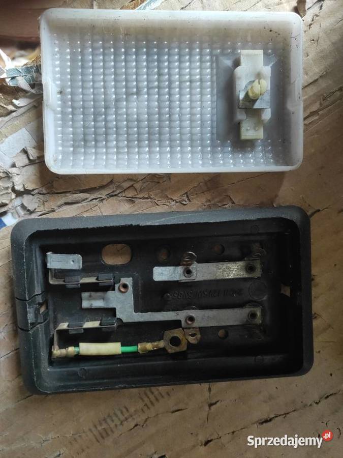 LZmpka sufitu gruuby dach 1224 PRL mazowieckie Warszawa