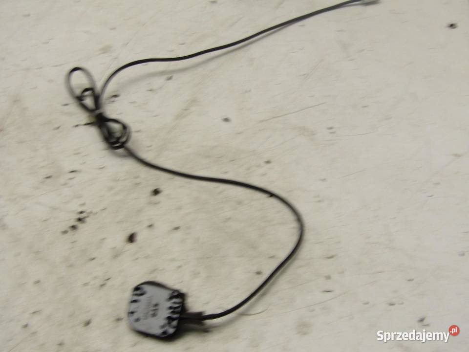 ANTENA GPS INSTALACJA TOYOTA YARIS III LIFT