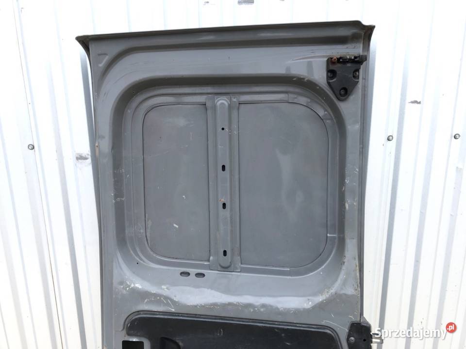 DRZWI TYLNE PRAWE RENAULT TRAFIC III Bus