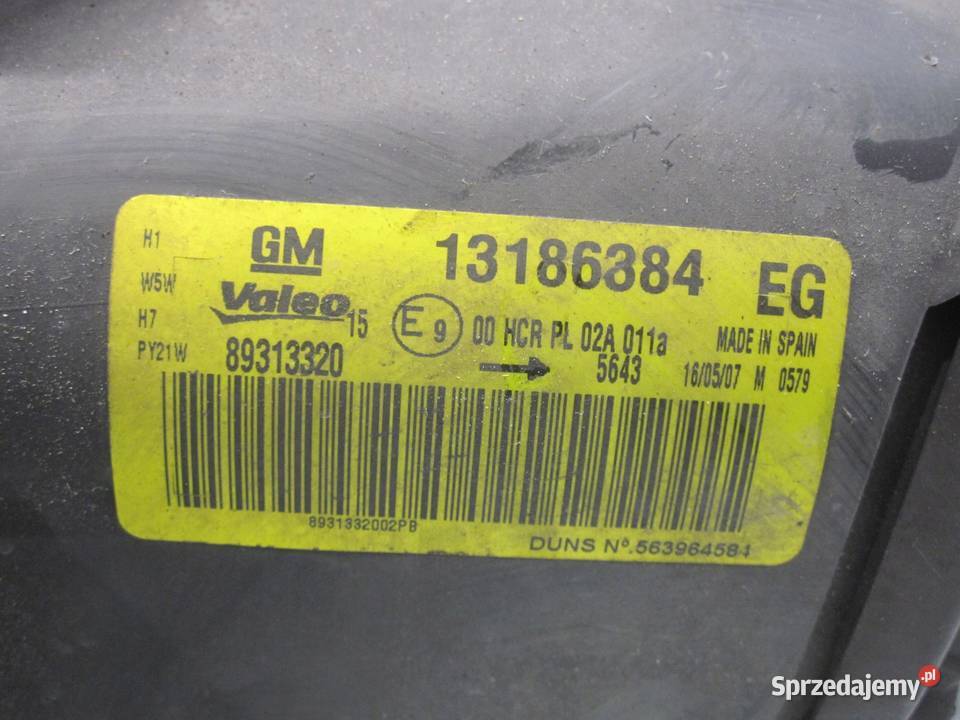 OPEL CORSA D 07r lampa prawa przód 13186384