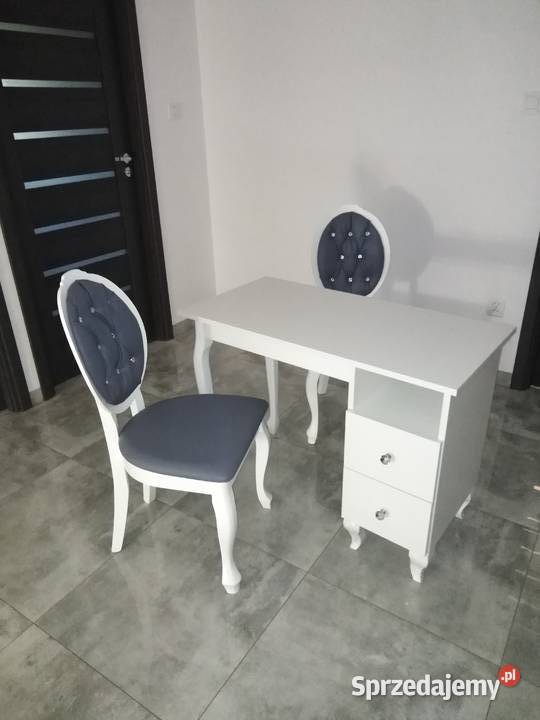 Stolik kosmetyczny manicure biurko pomorskie Gowidlino