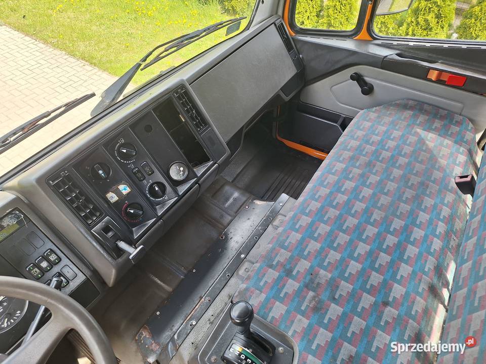 Mercedes 1824 specjalny asenizacyjny beczka Specjalne