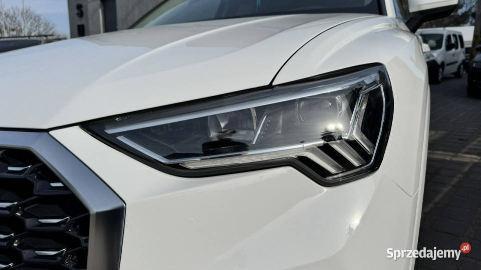 Audi Q3 20 231 4x4 AT Fulled Panorama Virtual Gdynia