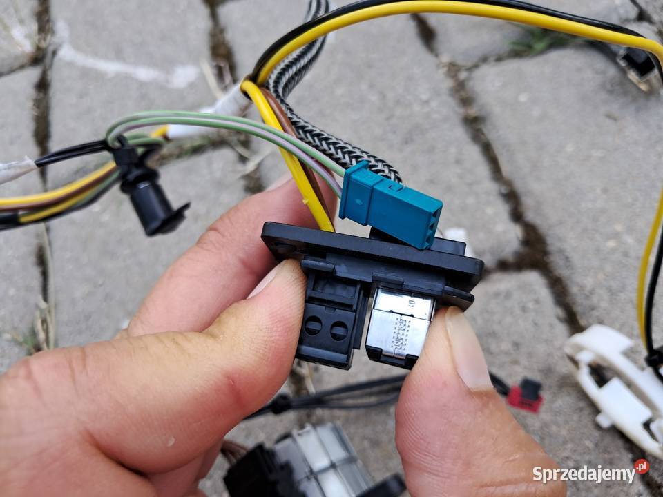 915462801 WIĄZKA KABEL PRZETWORNICY XENON Lampy przednie Poznań