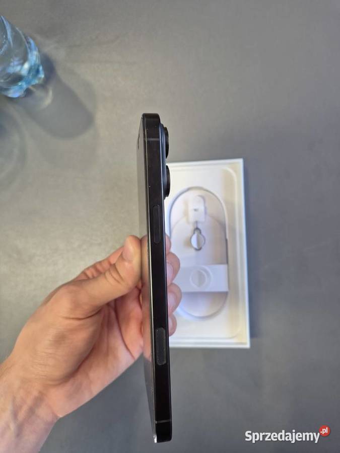 Syndyk sprzeda Iphone 16 Pro 256 GB Black Wejherowo