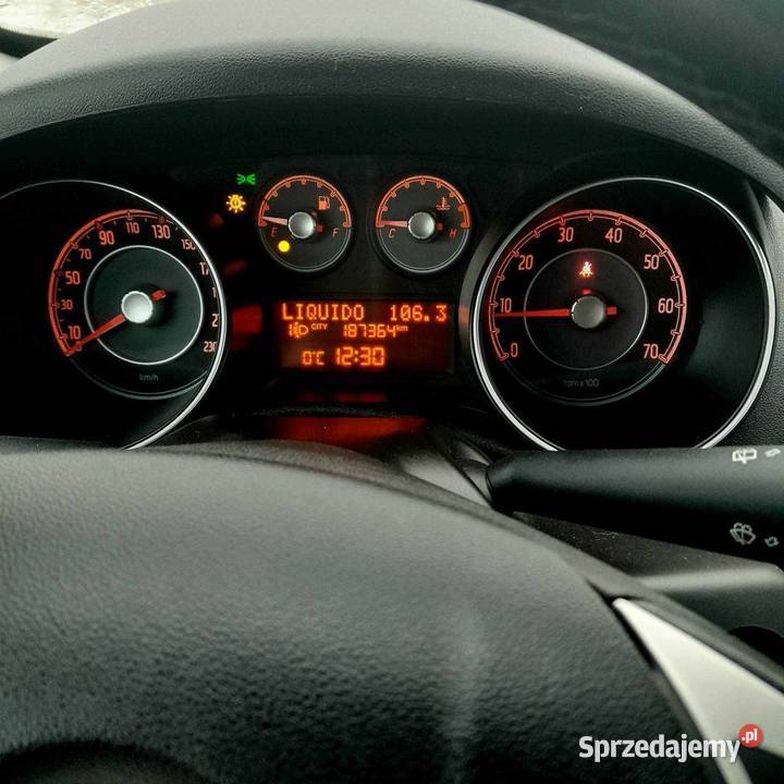 Fiat Punto BenzynaOrginał lak i przebieg benzyna mazowieckie Szydłówek