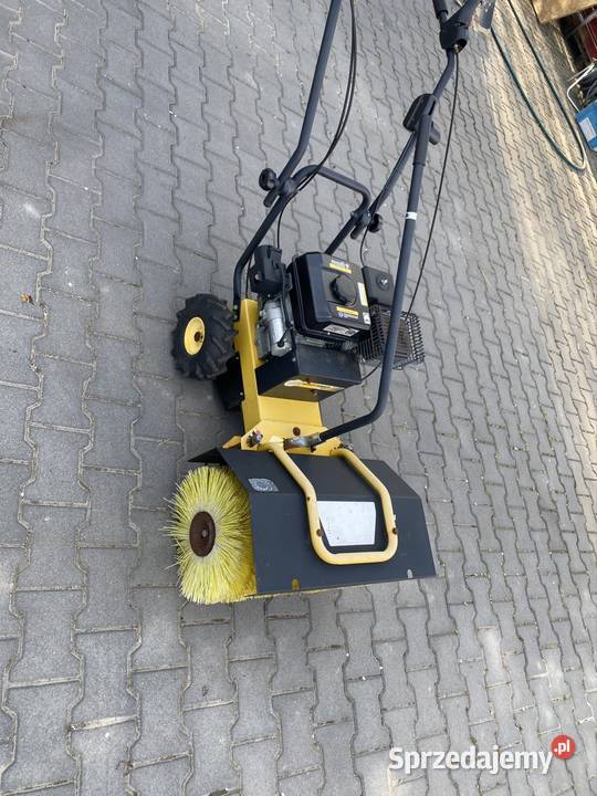 Zamiatarka spalinowa odśnieżarka Wolbrom