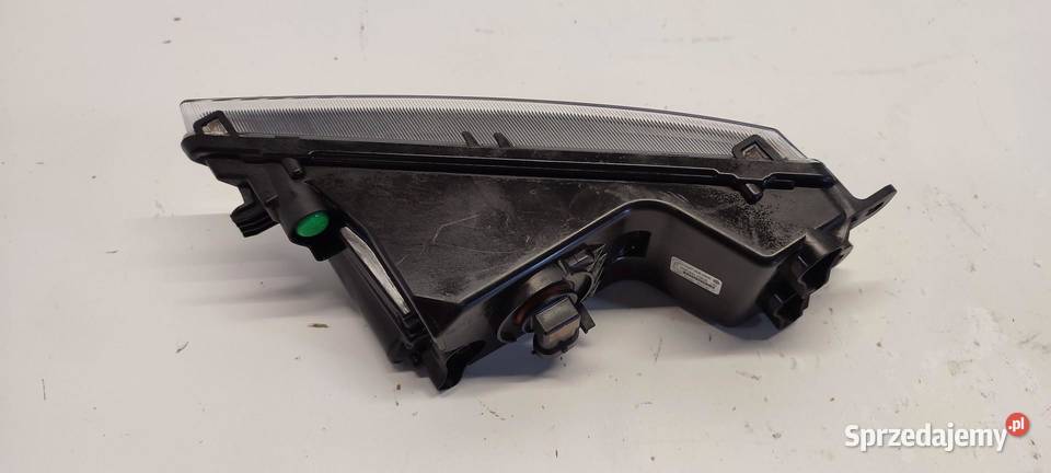 VW TIGUAN II HALOGEN PRAWY 5NA941700B osobowe